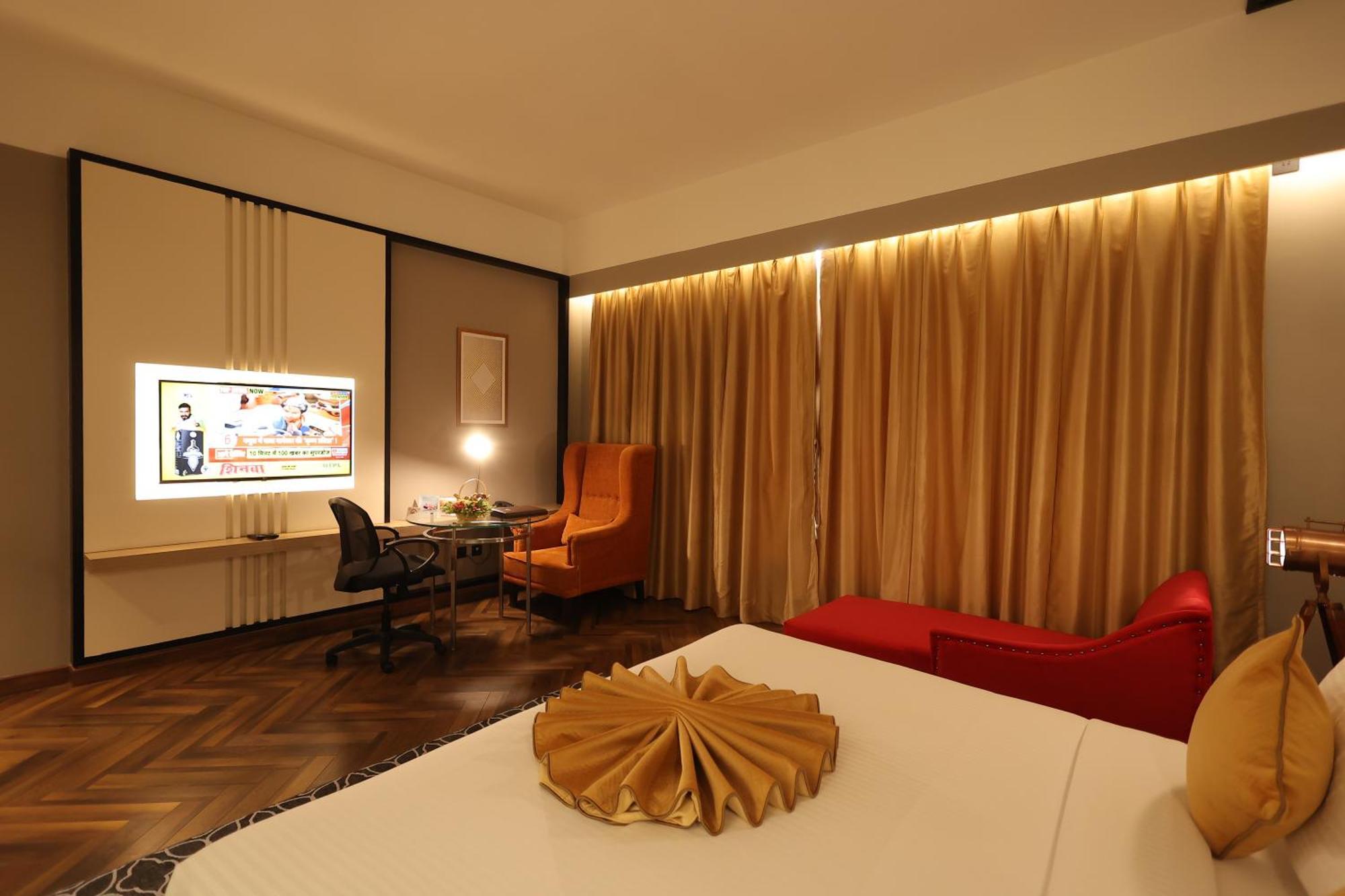 Hotel Polo Towers Агартала Экстерьер фото